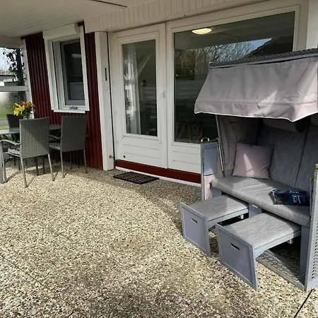 With 2 Bedrooms * Warwerort
