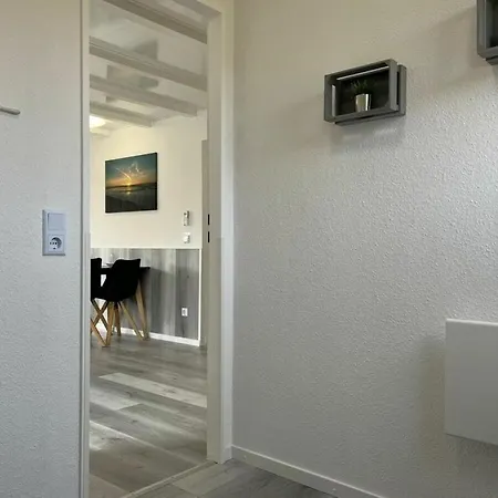 With 2 Bedrooms *
